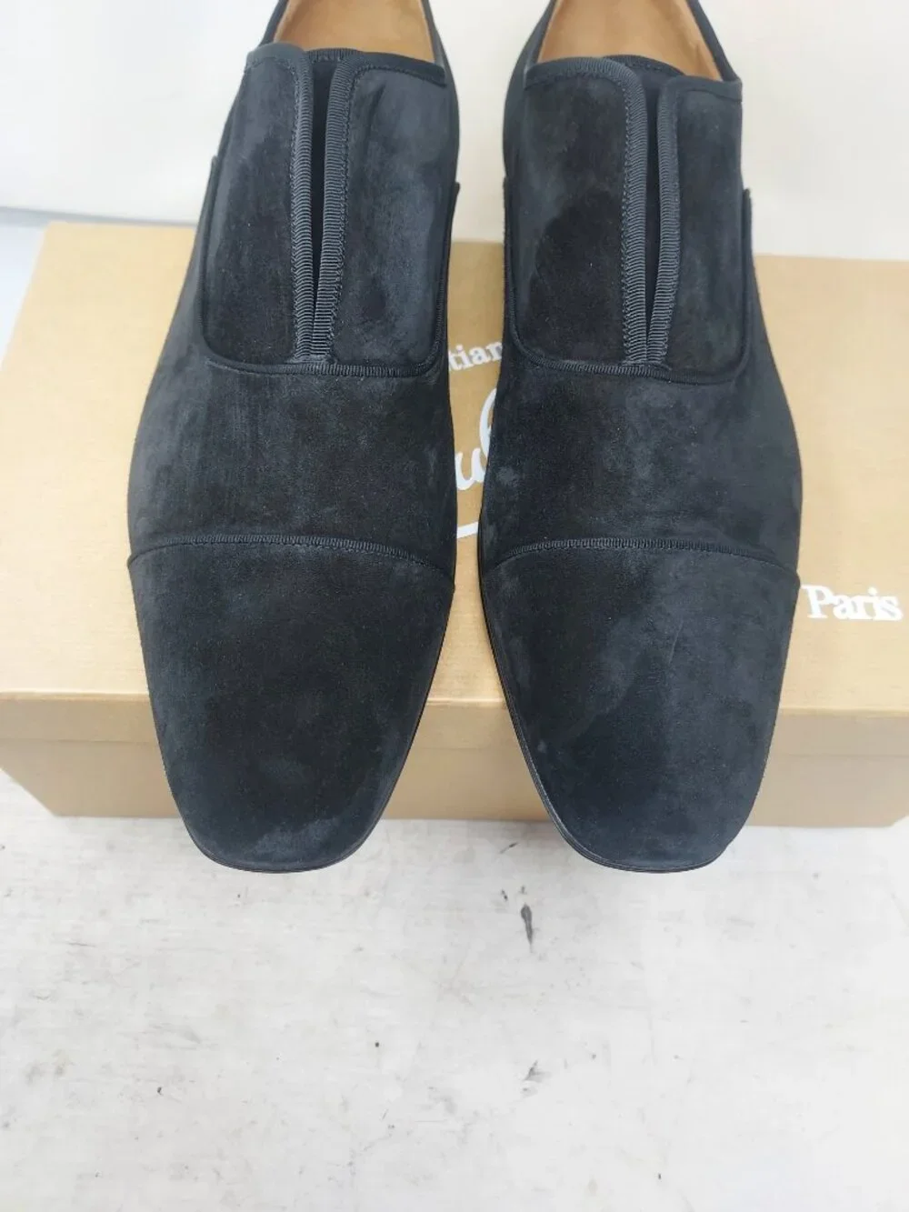 Christian Louboutin MENS Black Alpha Male Suede Oxford Shoe